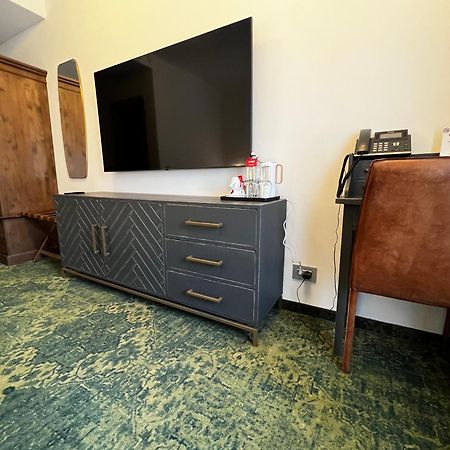 Hotel La Boheme à Bucarest Extérieur photo