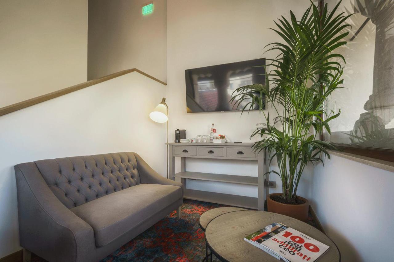 Hotel La Boheme à Bucarest Extérieur photo