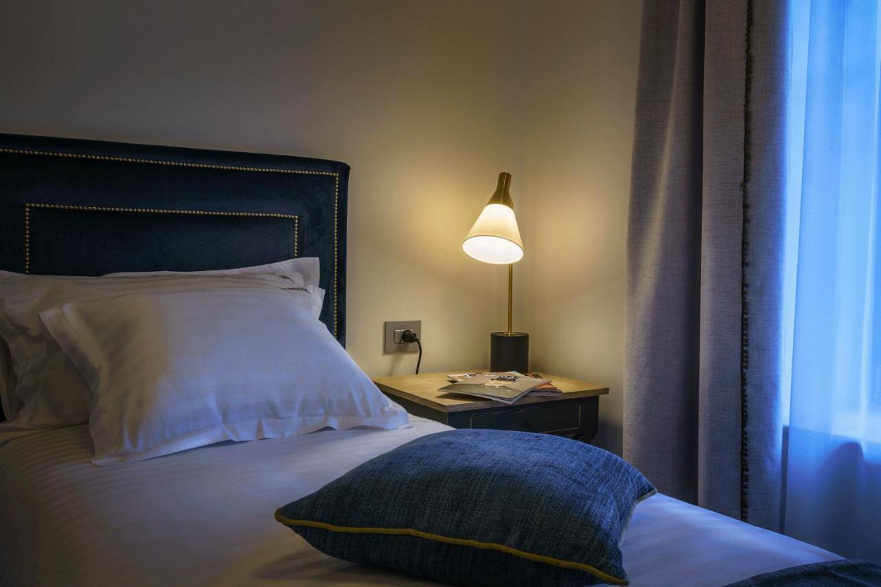 Hotel La Boheme à Bucarest Extérieur photo