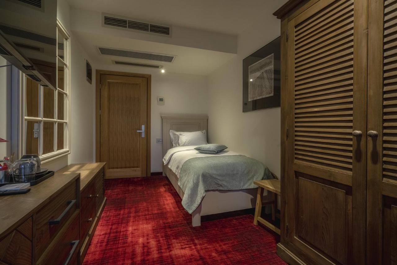 Hotel La Boheme à Bucarest Extérieur photo